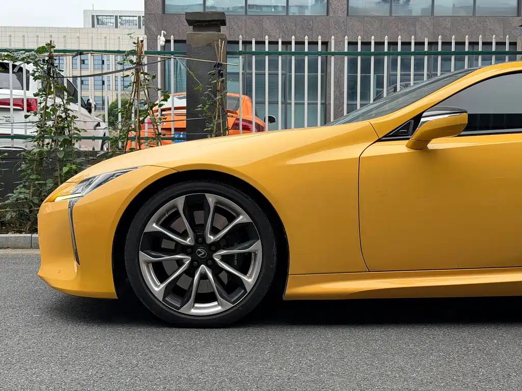 Lexus LC — фото 4