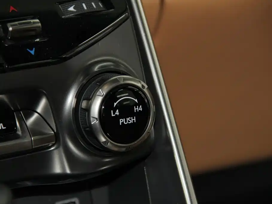 Lexus LX — фото 19
