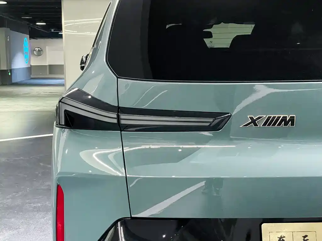 BMW XM — фото 23