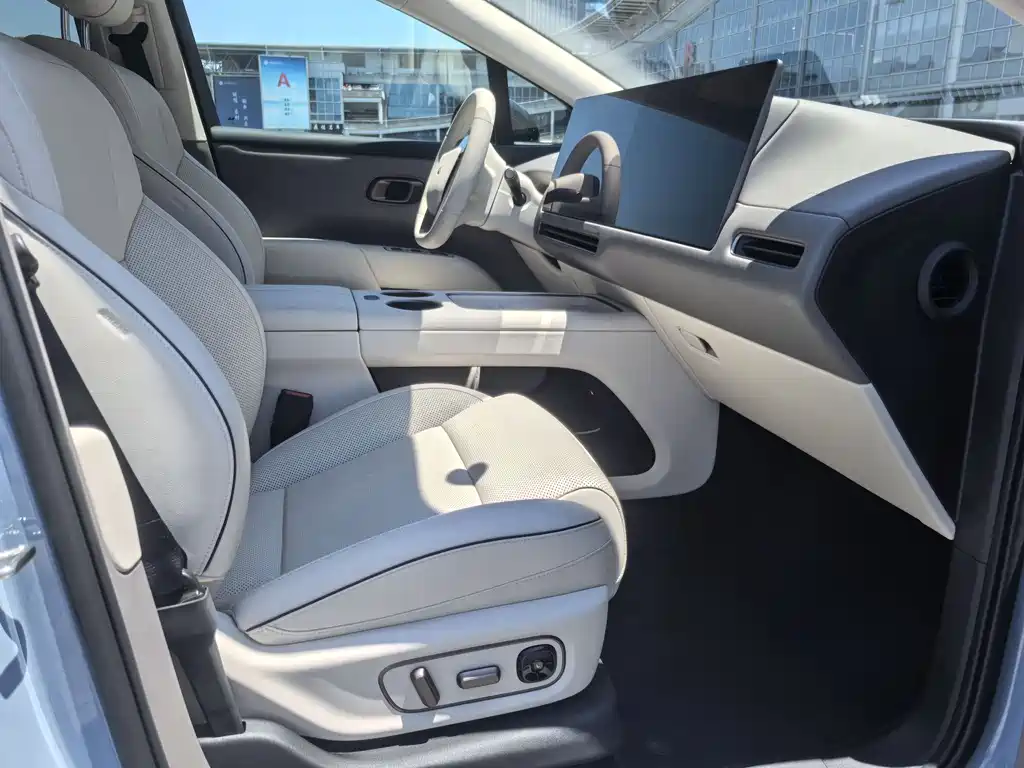 Li Auto Li i8 — фото 8