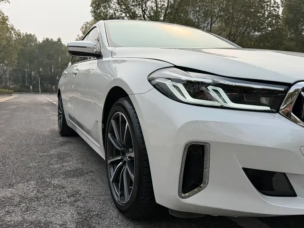 BMW 6 Series GT — фото 21