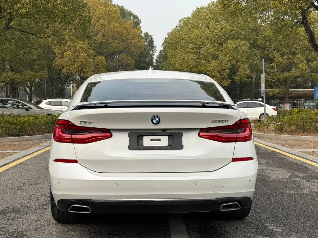 BMW 6 Series GT — фото 23