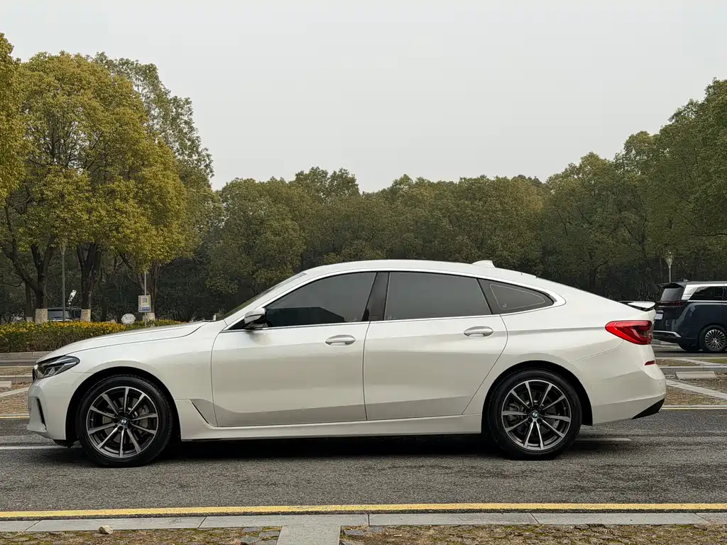 BMW 6 Series GT — фото 25