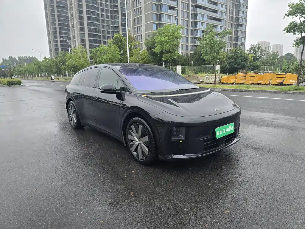 Li Auto Li i6 — фото 3