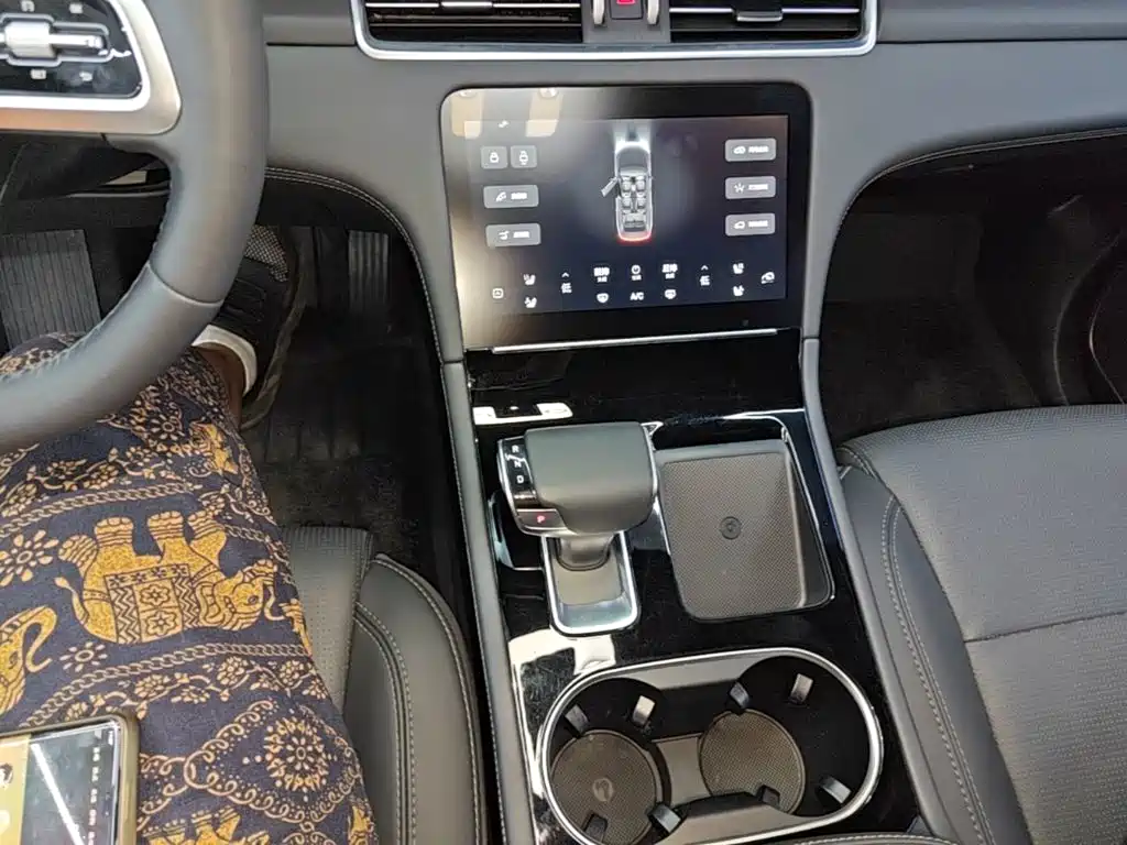 Li Auto Li ONE — фото 14