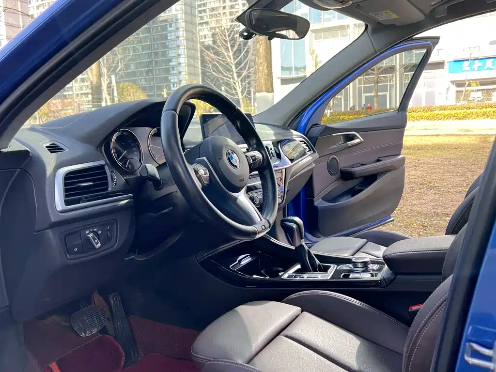 BMW 1 Series — фото 10