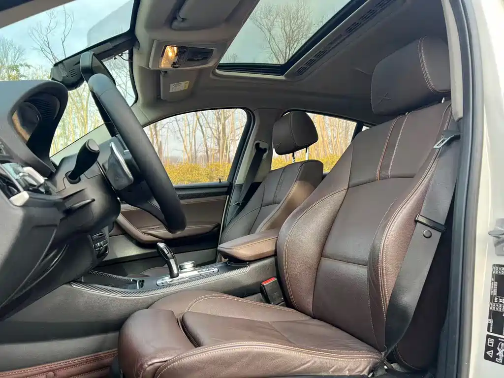 BMW X4 — фото 14
