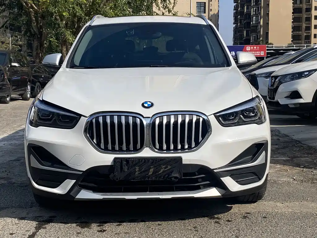 BMW X1 — фото 2