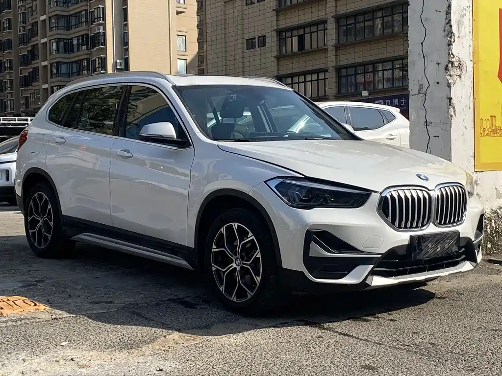 BMW X1 — фото 3