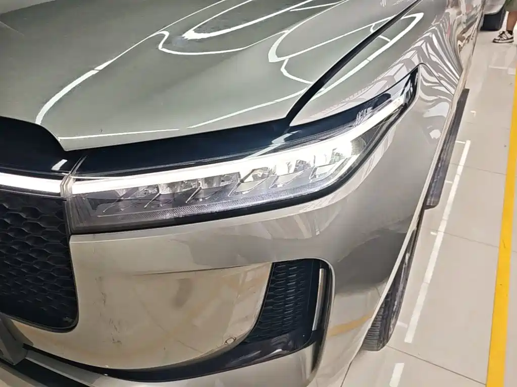 Li Auto Li ONE — фото 24
