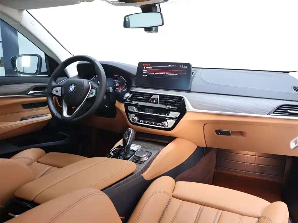 BMW 6 Series GT — фото 19