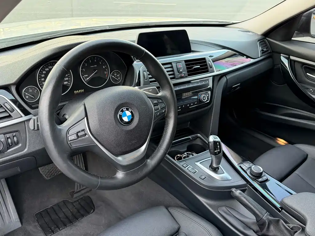 BMW 3 Series — фото 3