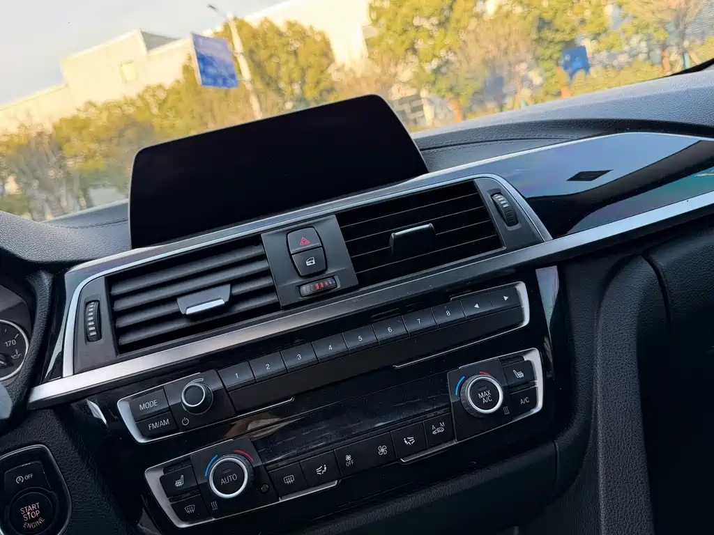 BMW 3 Series — фото 4