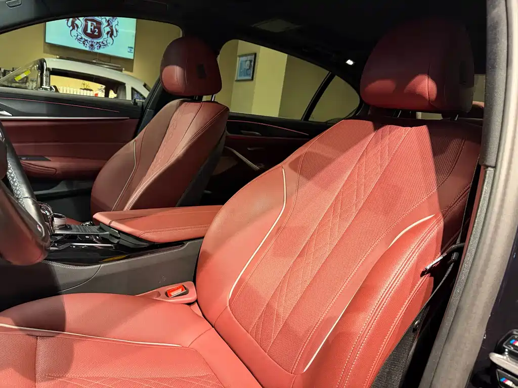 BMW 5 Series New Energy — фото 13