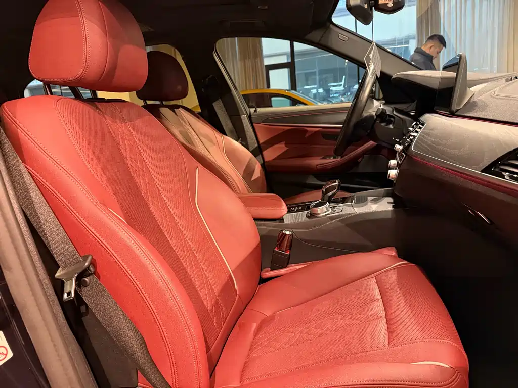 BMW 5 Series New Energy — фото 18