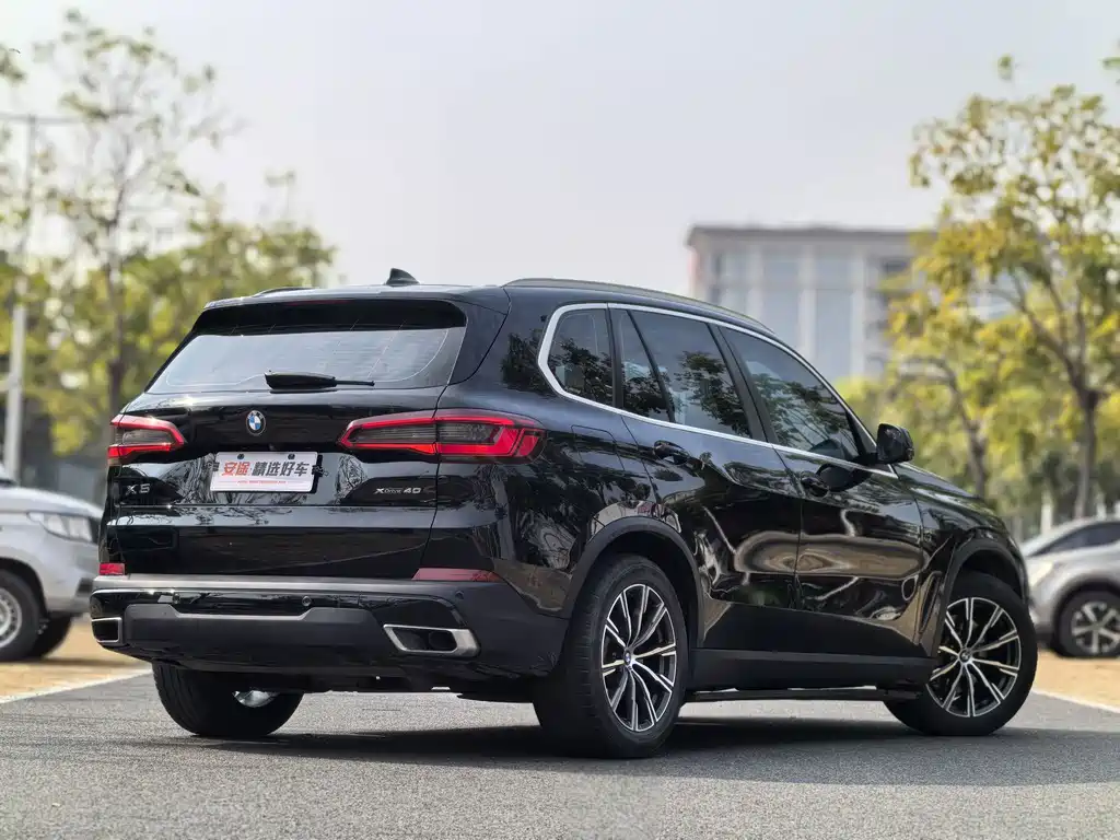 BMW X5 (Import) — фото 3