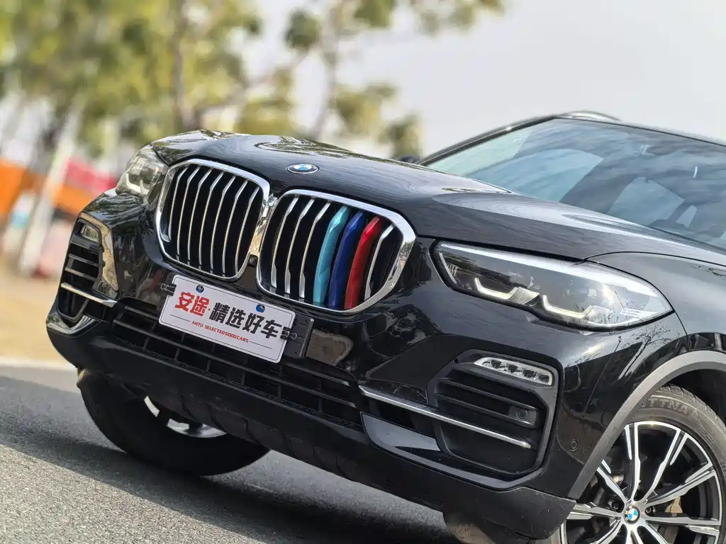 BMW X5 (Import) — фото 5