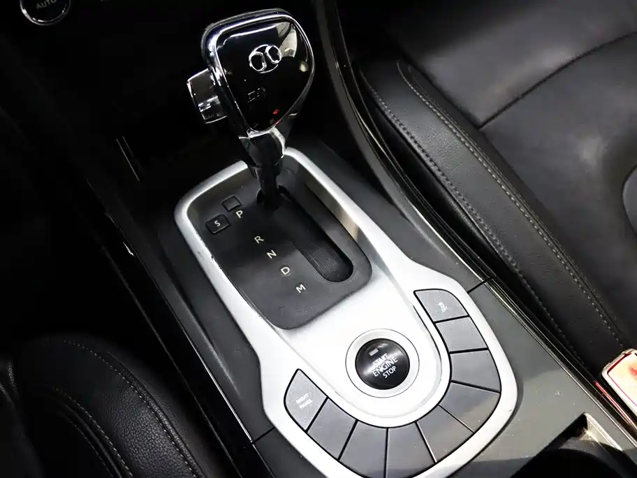 BAIC Senova D70 — фото 17