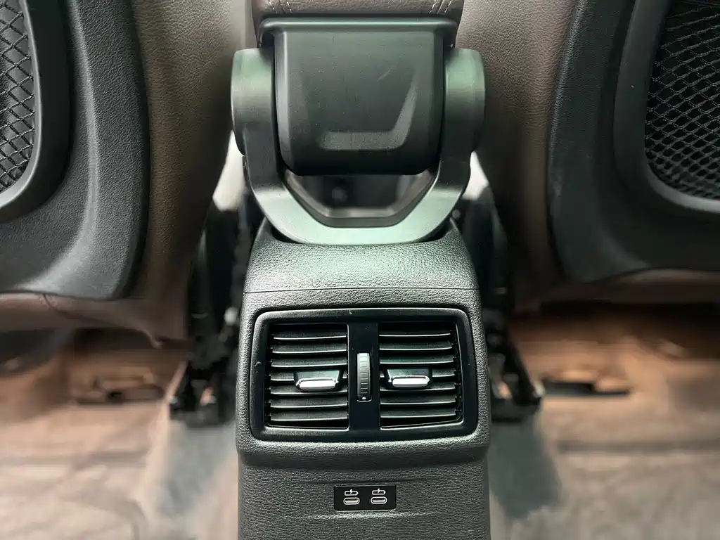 BMW X1 — фото 17