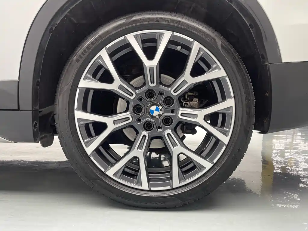 BMW X1 — фото 25