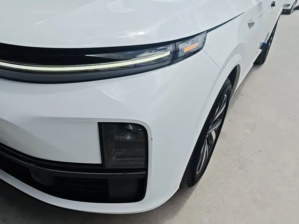 Li Auto Li L7 — фото 24