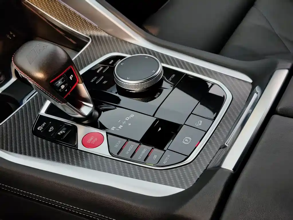 BMW XM — фото 9
