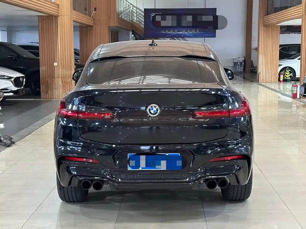 BMW X4 — фото 4