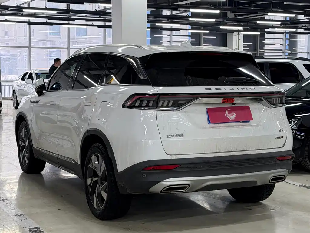 BAIC X7 — фото 7