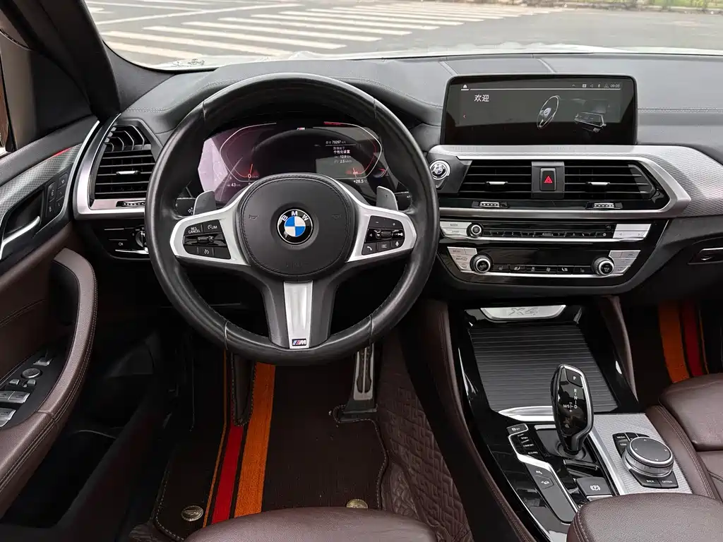 BMW X4 — фото 14