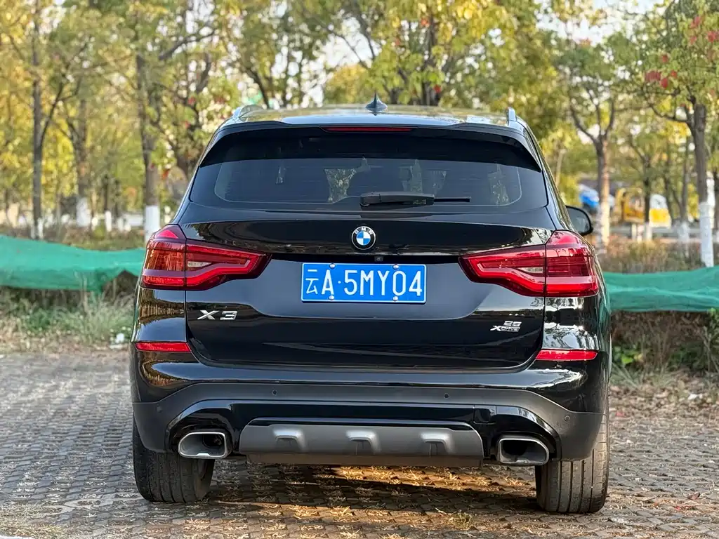 BMW X3 — фото 20