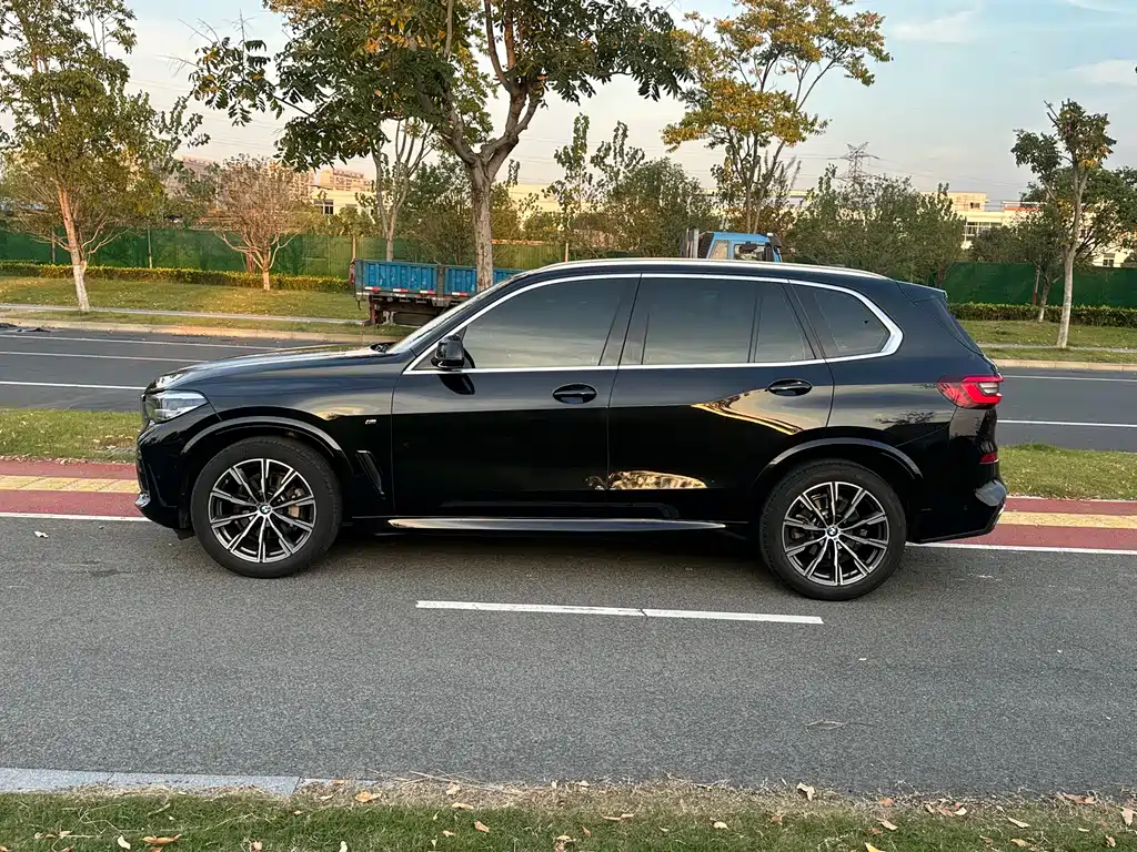 BMW X5 (Import) — фото 11