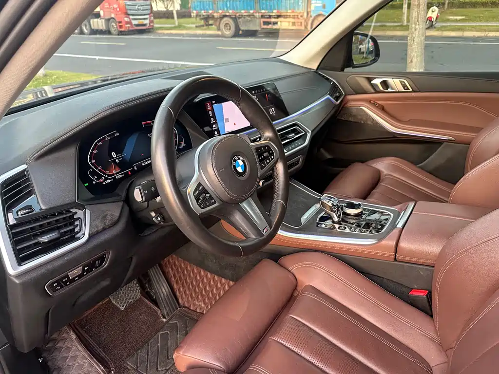 BMW X5 (Import) — фото 7