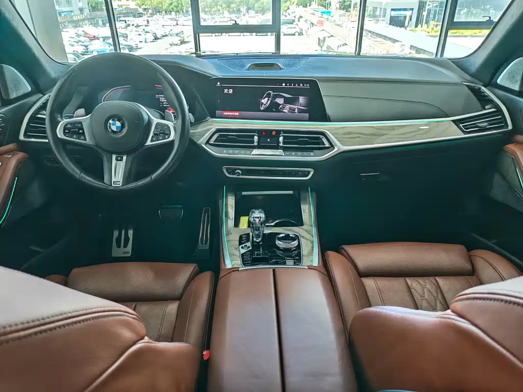 BMW X7 — фото 4