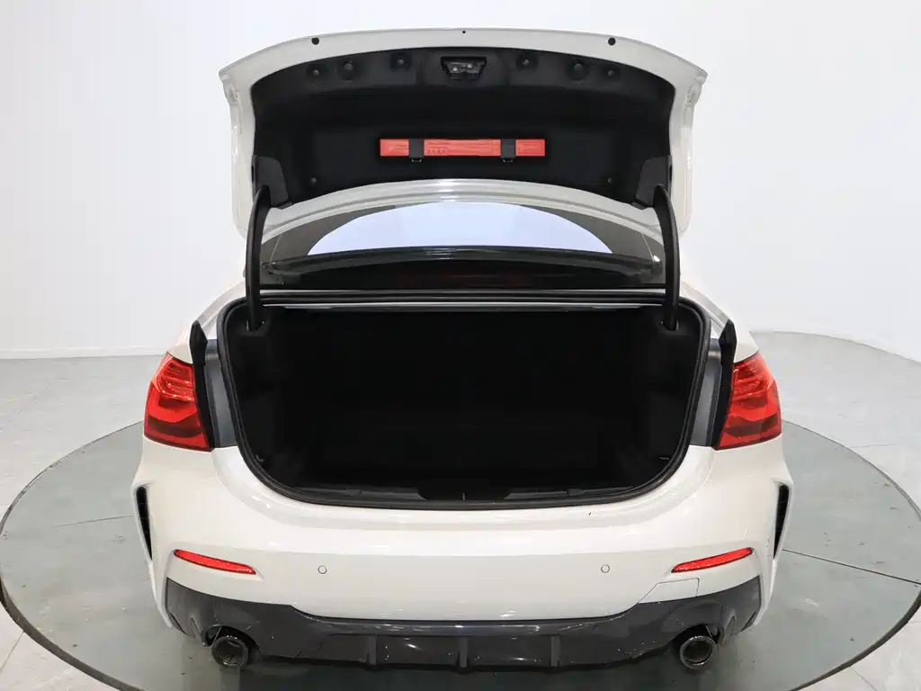 BMW 1 Series — фото 13