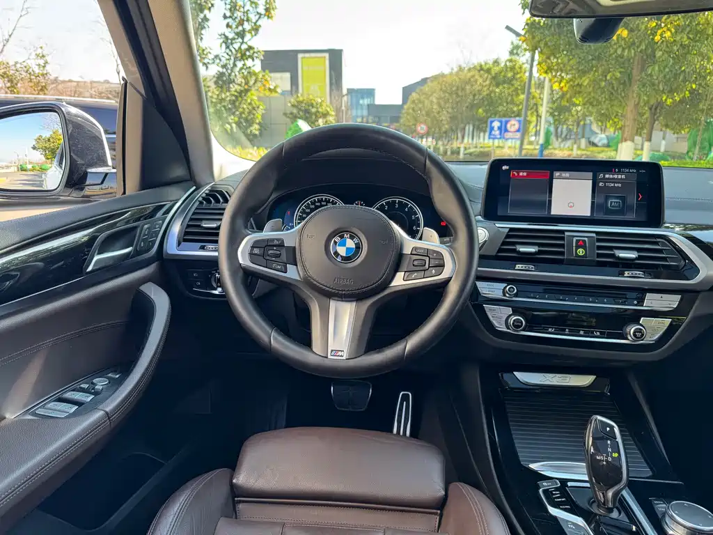 BMW X3 — фото 14