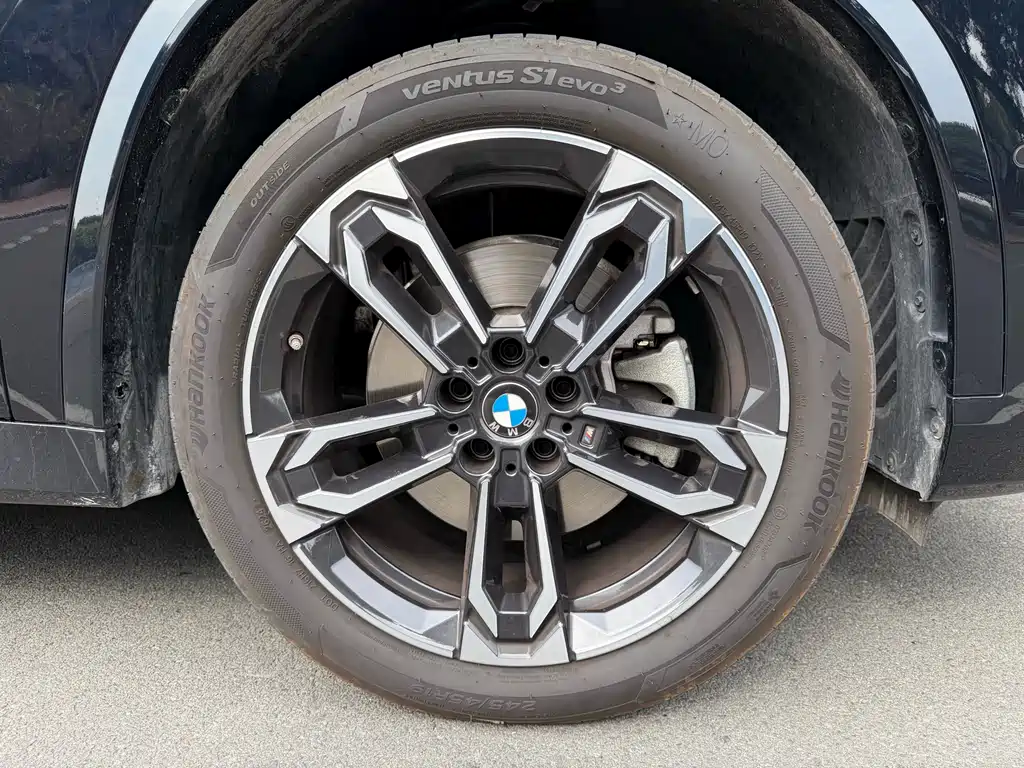BMW X1 — фото 30