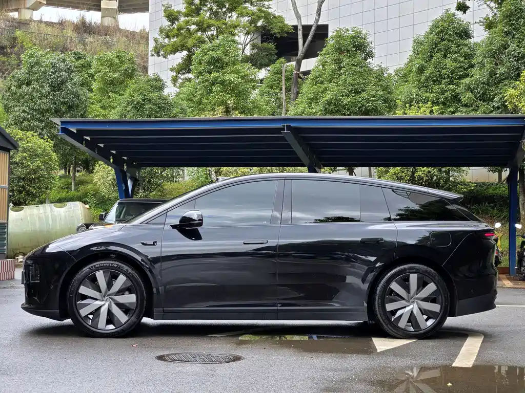 Li Auto Li i6 — фото 2