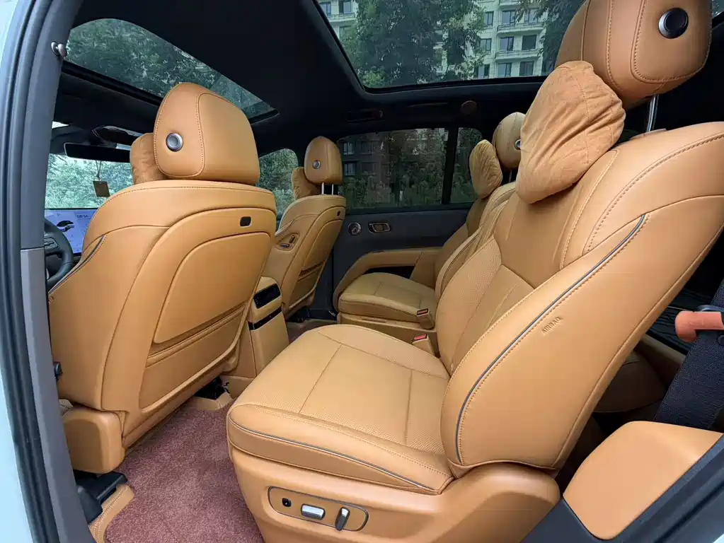Li Auto Li i8 — фото 9