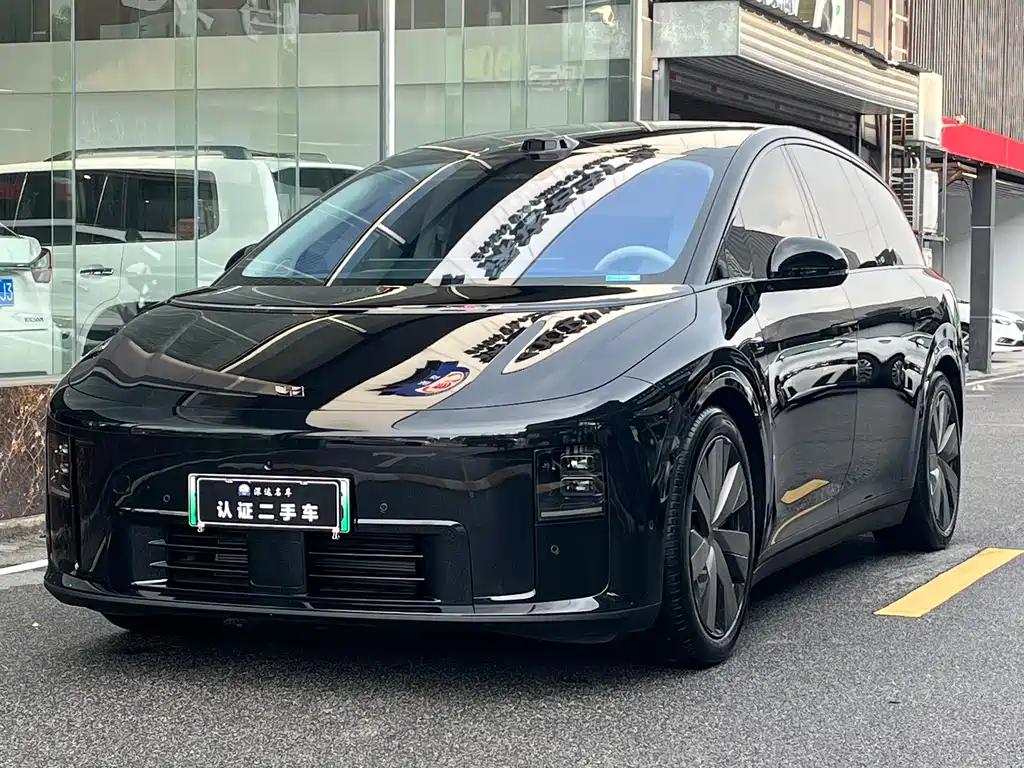 Li Auto Li i8