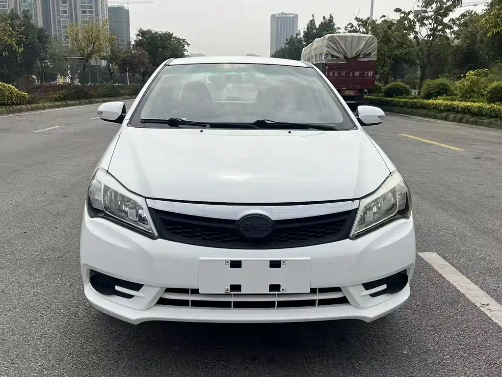 BYD F3 — фото 2