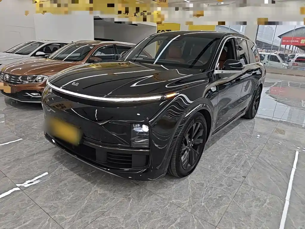 Li Auto Li L8