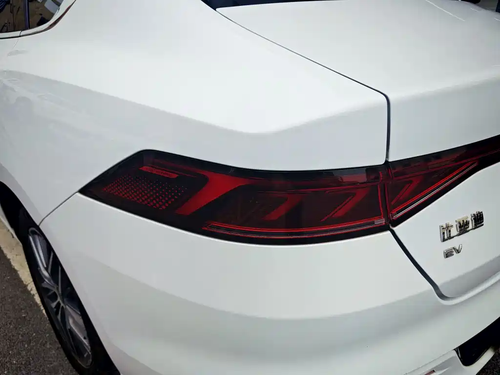 BYD Qin PLUS — фото 14
