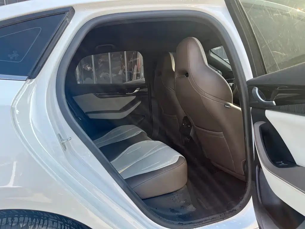 BYD Qin PLUS — фото 14