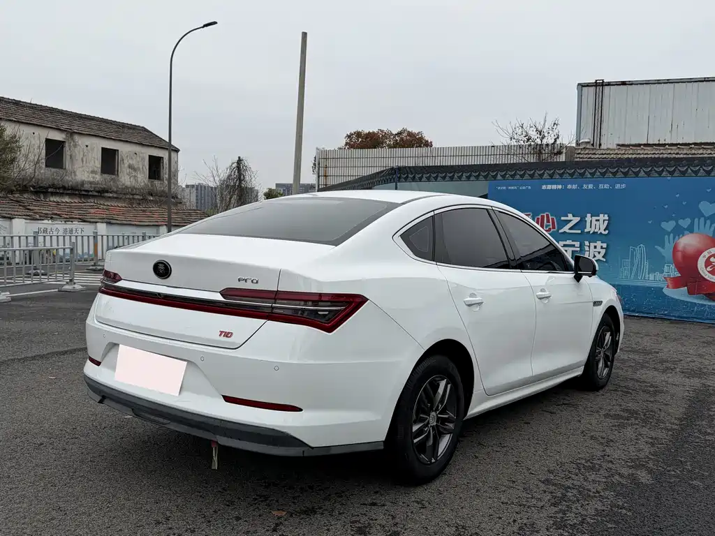 BYD Qin Pro — фото 13