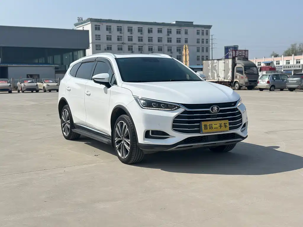 BYD Tang — фото 3