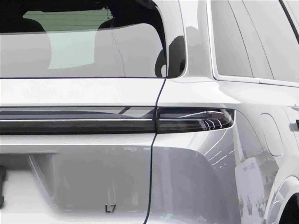 Li Auto Li L7 — фото 6