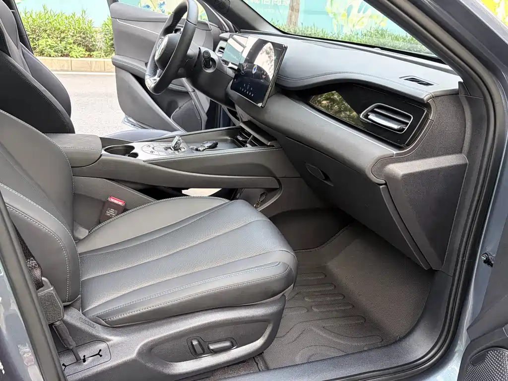 BYD Seal 06 — фото 10