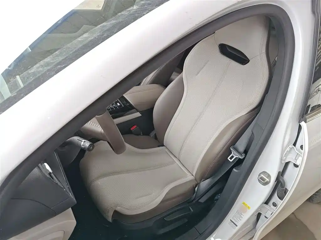 BYD Qin PLUS — фото 15
