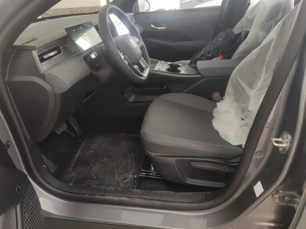 BYD Qin PLUS — фото 11