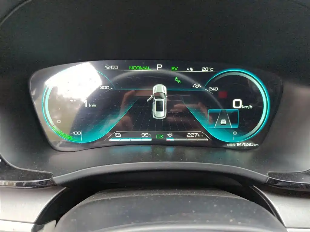 BYD PLUS New Energy — фото 4